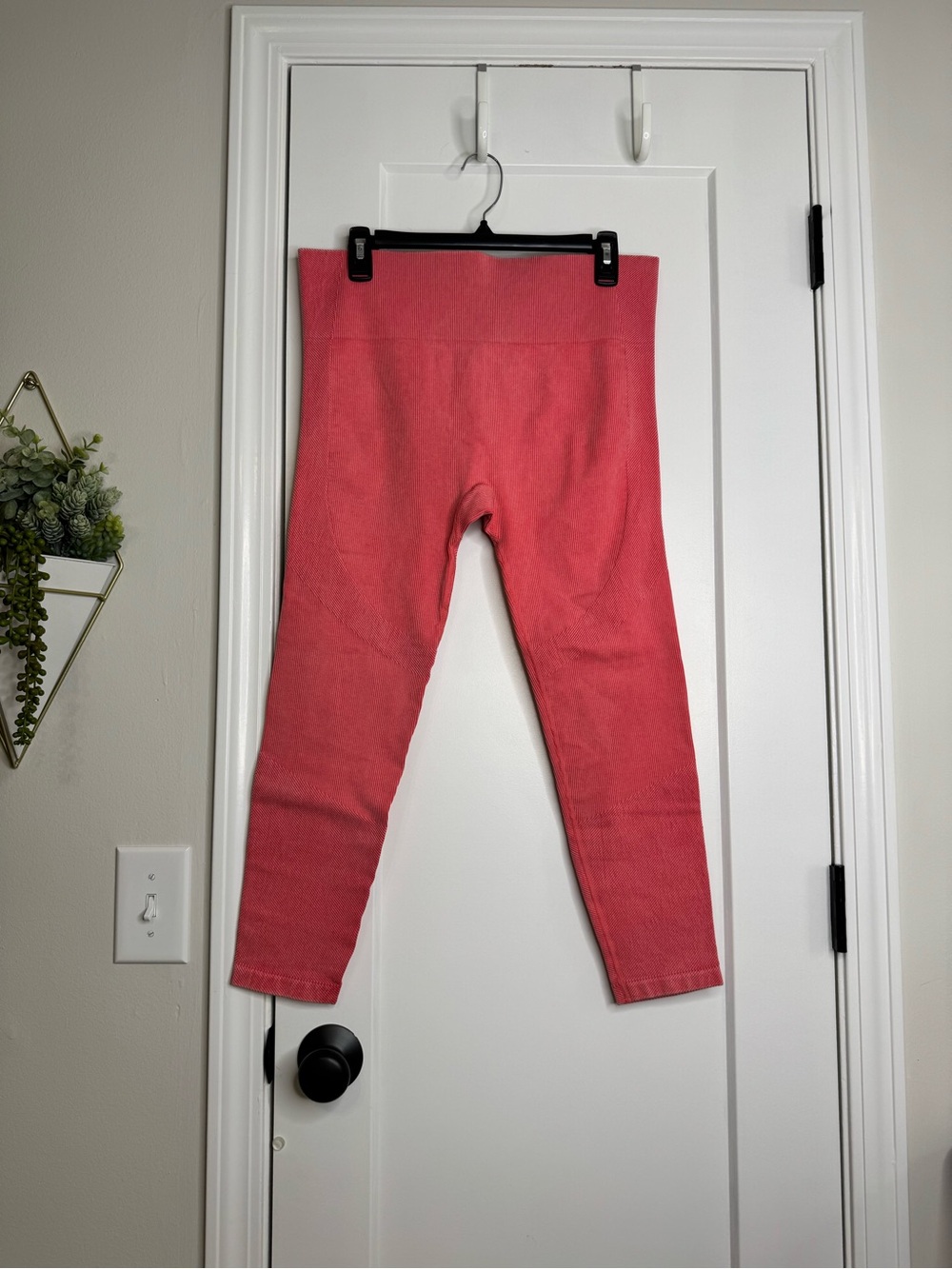 Joy Lab Pink Ribbed Leggings